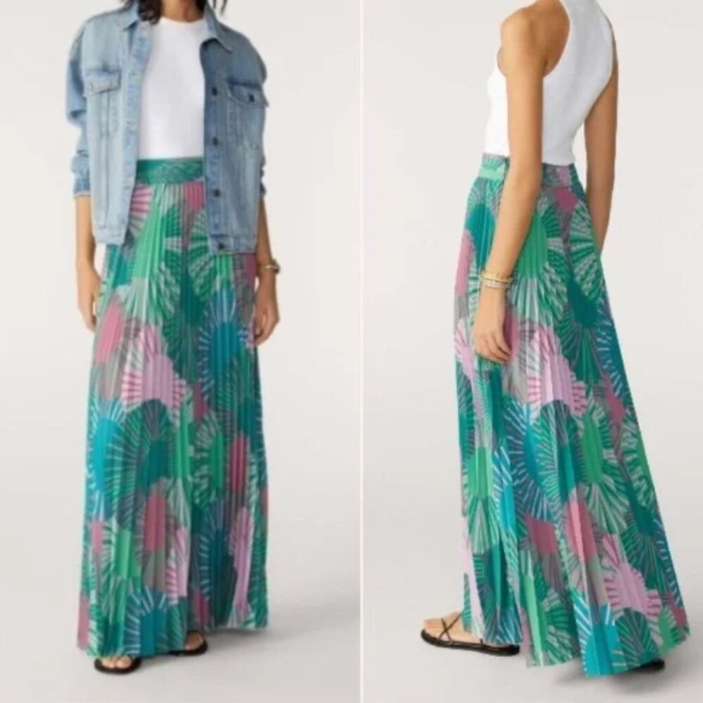 New With Tags -Ba&sh Pleated Neo Maxi Skirt in Size 1 or Small